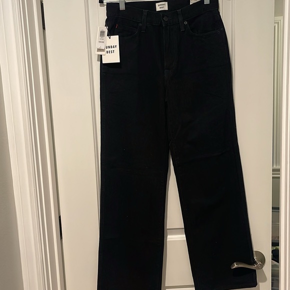 NWT Jeans - Aritzia - Picture 3 of 6